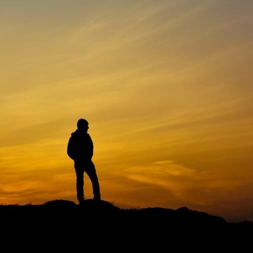 photo-1516860045403-e56cf9919c09